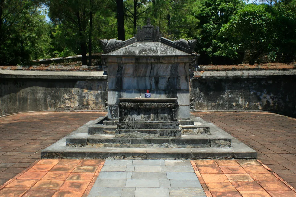 Hương án tại Khiêm Thọ Lăng