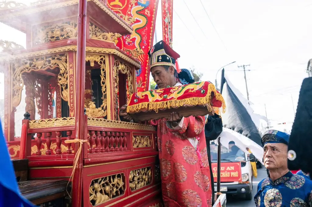 Lễ Thỉnh Sắc tại thần Đình Châu Phú