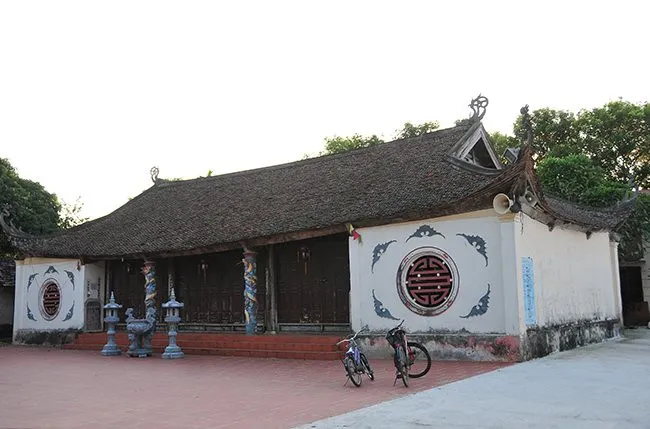 Không gian cảnh quan di tích Đình Yên Lạc