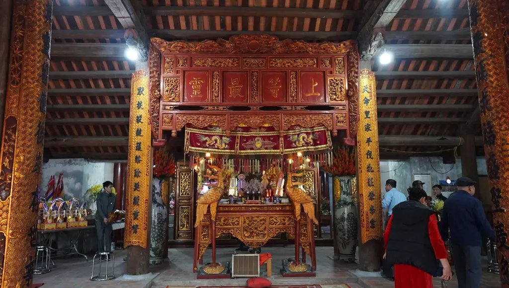Không gian kiến trúc Đình Thôn Nha