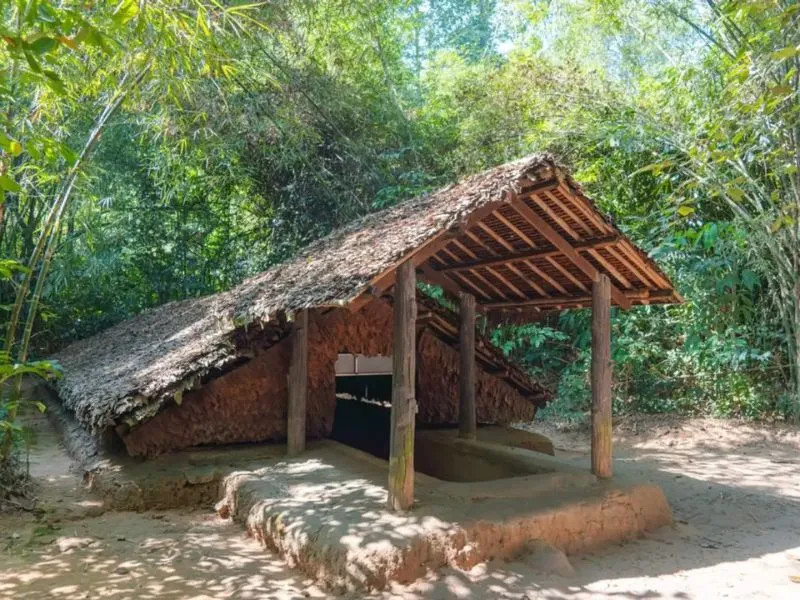 Địa đạo Bến Đình có nhiều căn trại dẫn vào hệ thống đường hầm dưới lòng đất