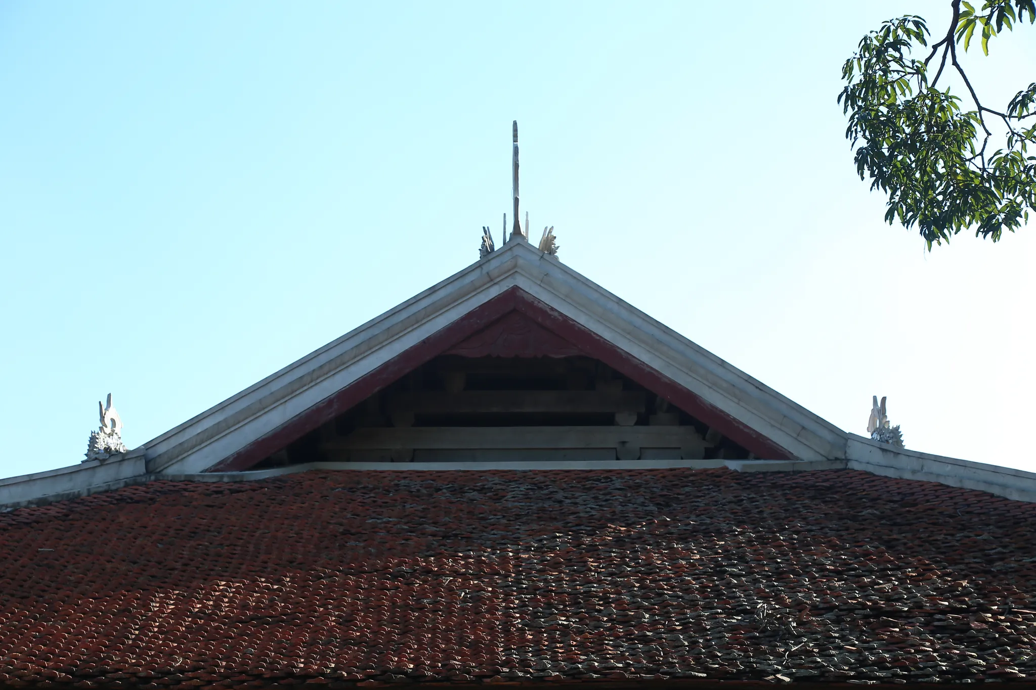 Hiên đình Miêu Nha