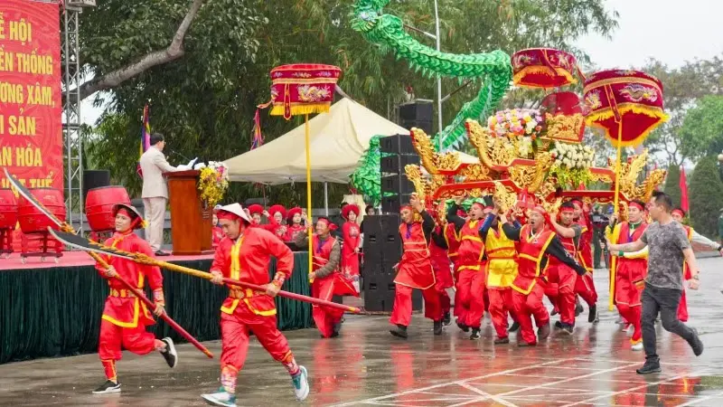 Lễ rước trong Lễ hội truyền thống Từ Lương Xâm