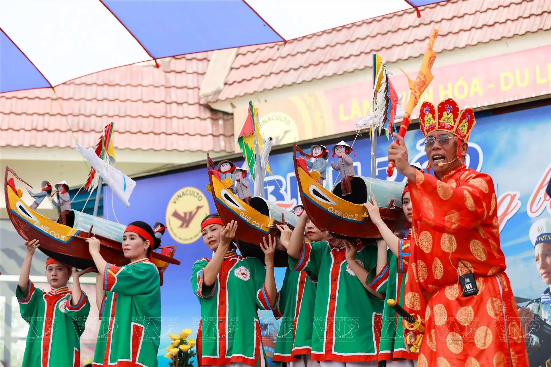 Tái hiện: Lễ khao lề thế lính Hoàng Sa