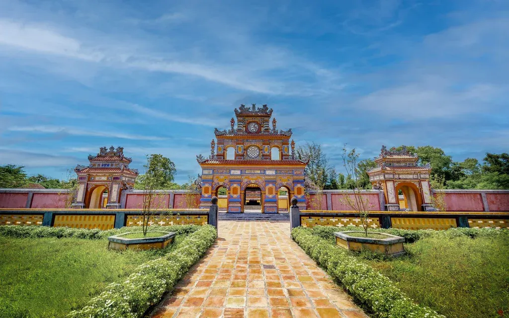 Khám phá An Lăng - Vua Dục Đức (Huế)