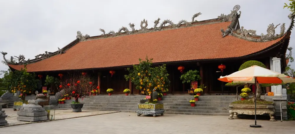 Chính điện cụm di tích liên quan đến nhà Mạc ở Kinh Dương