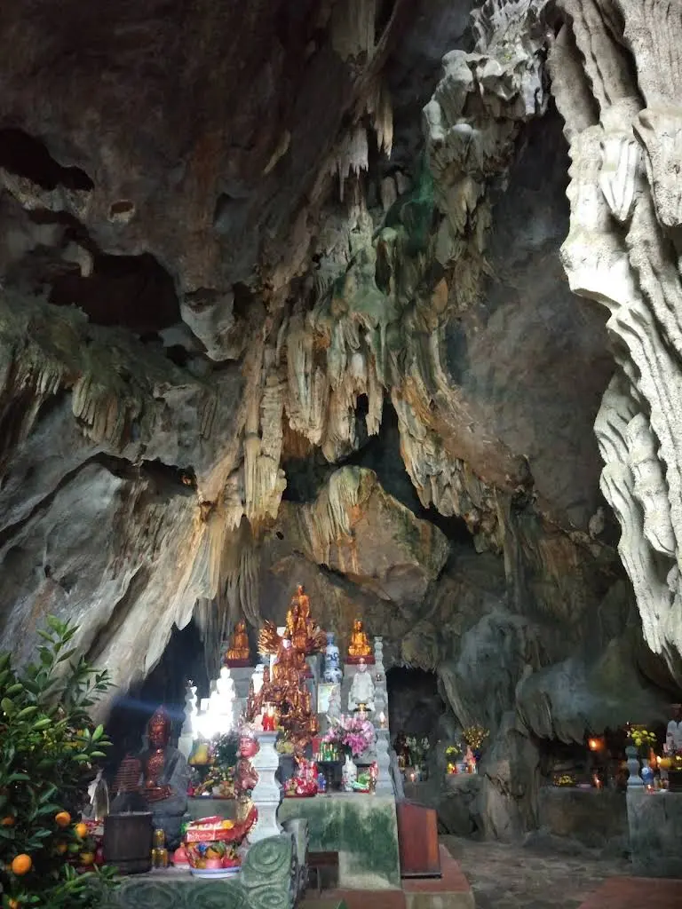 Cảnh quan di tích Chùa Hinh Bồng