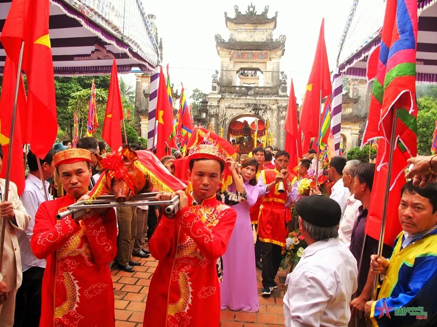 Lễ vật tại Lễ hội Đền Nguyễn Xí