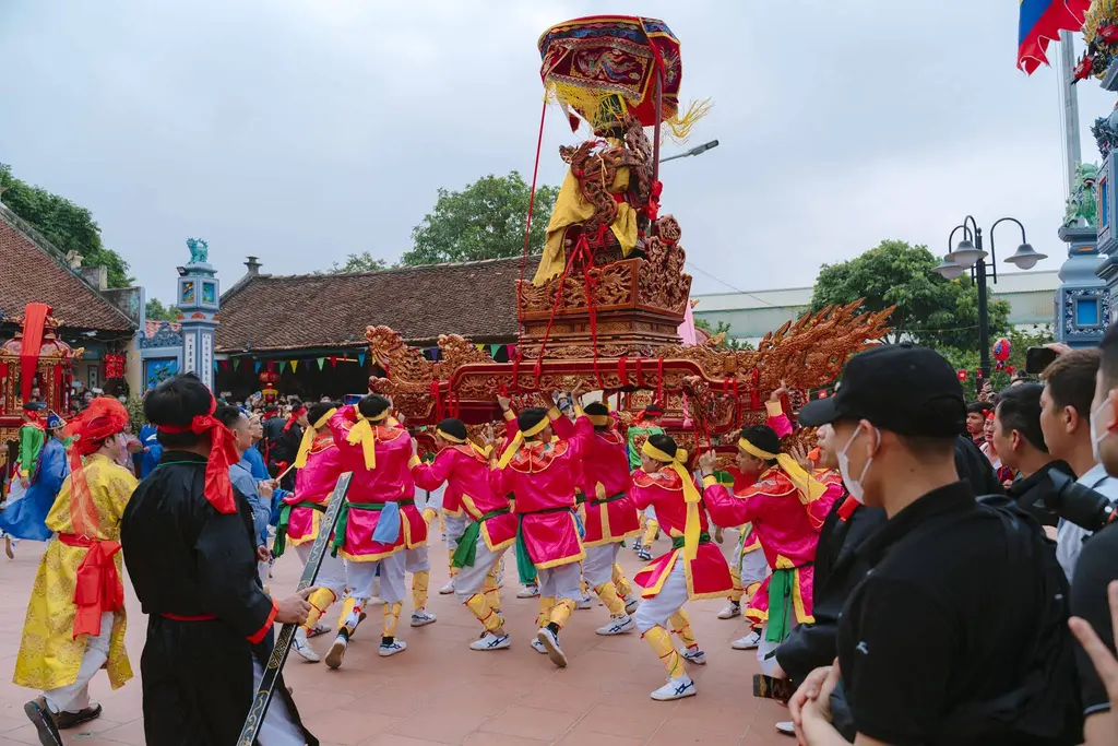 Kiệu Thánh tại Hội làng Đại Phẩm
