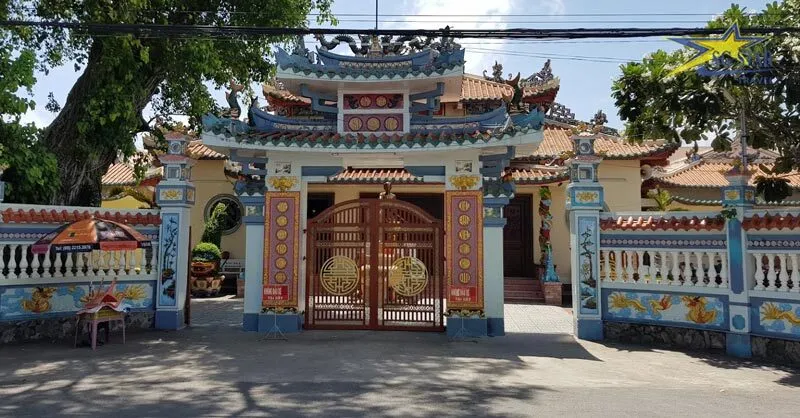 Cổng Đình Nguyễn Trung Trực