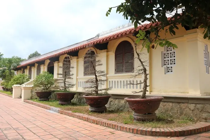 Cảnh quan Nhà Cổ Huỳnh Phủ