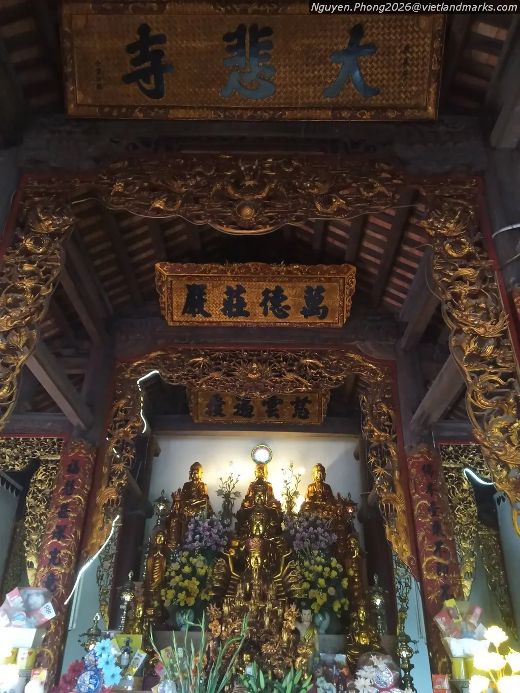 Không gian bên trong Chùa Mỹ Ả