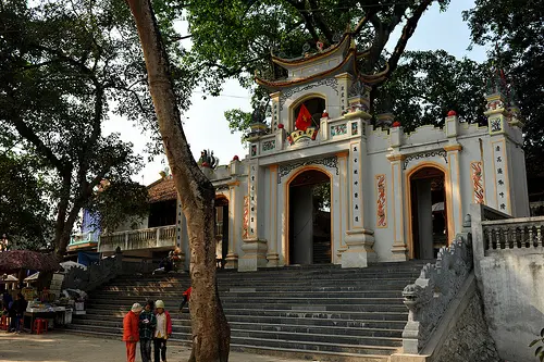 Cổng Đền Công Đồng Bắc Lệ