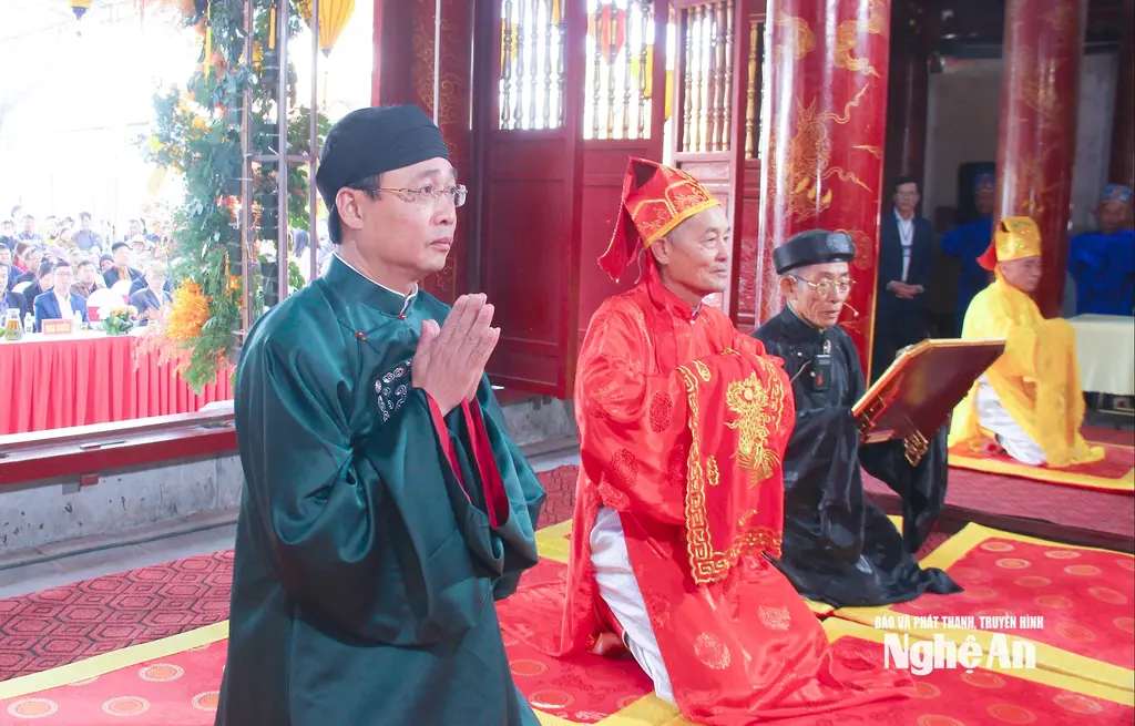 Lễ đại tế tại Lễ hội Đền Ông Hoàng Mười