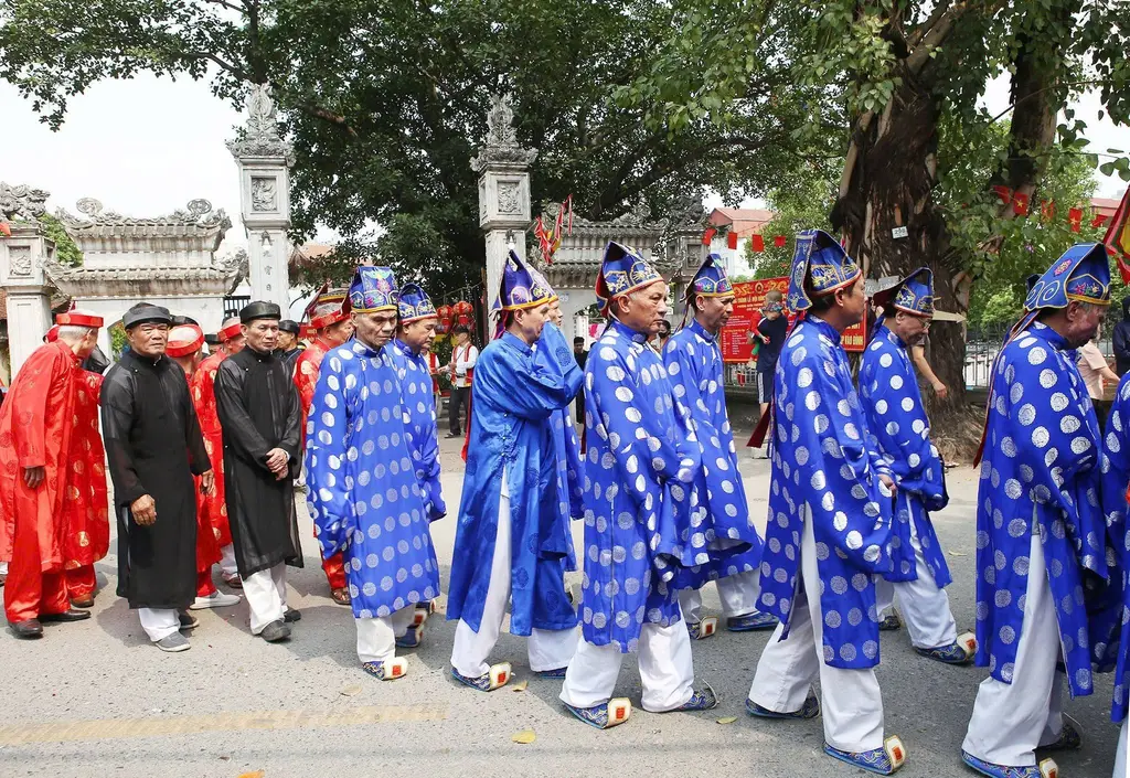 Đoàn rước tại Hội đình Ngọc Mạch