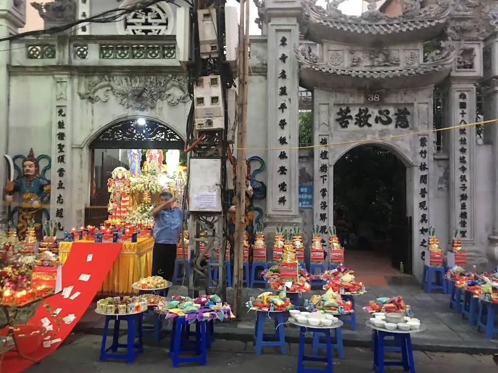 Cảnh quan Chùa Cầu Đông