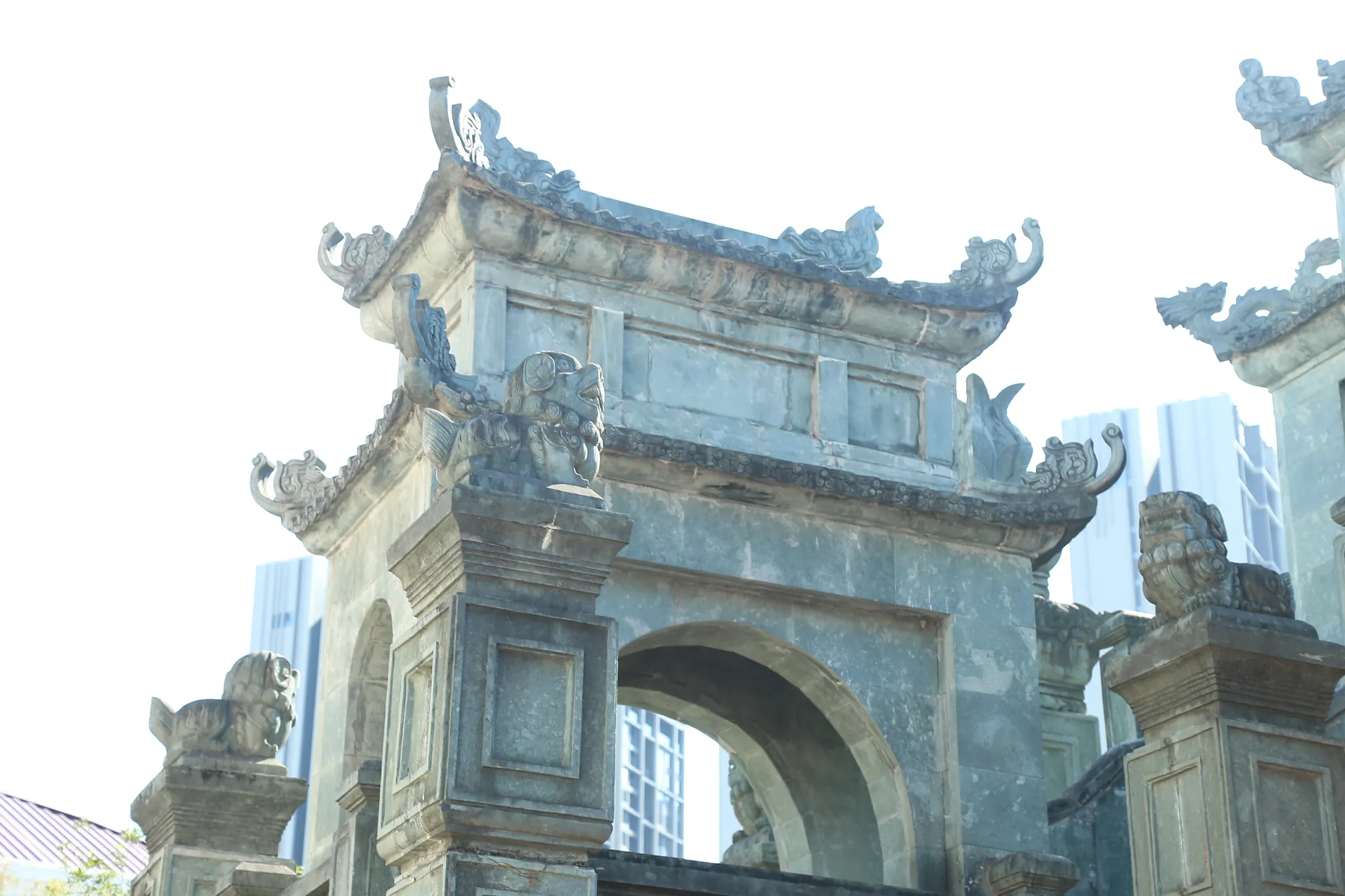 Kiến trúc mái cổng tam quan chùa Đại Bi