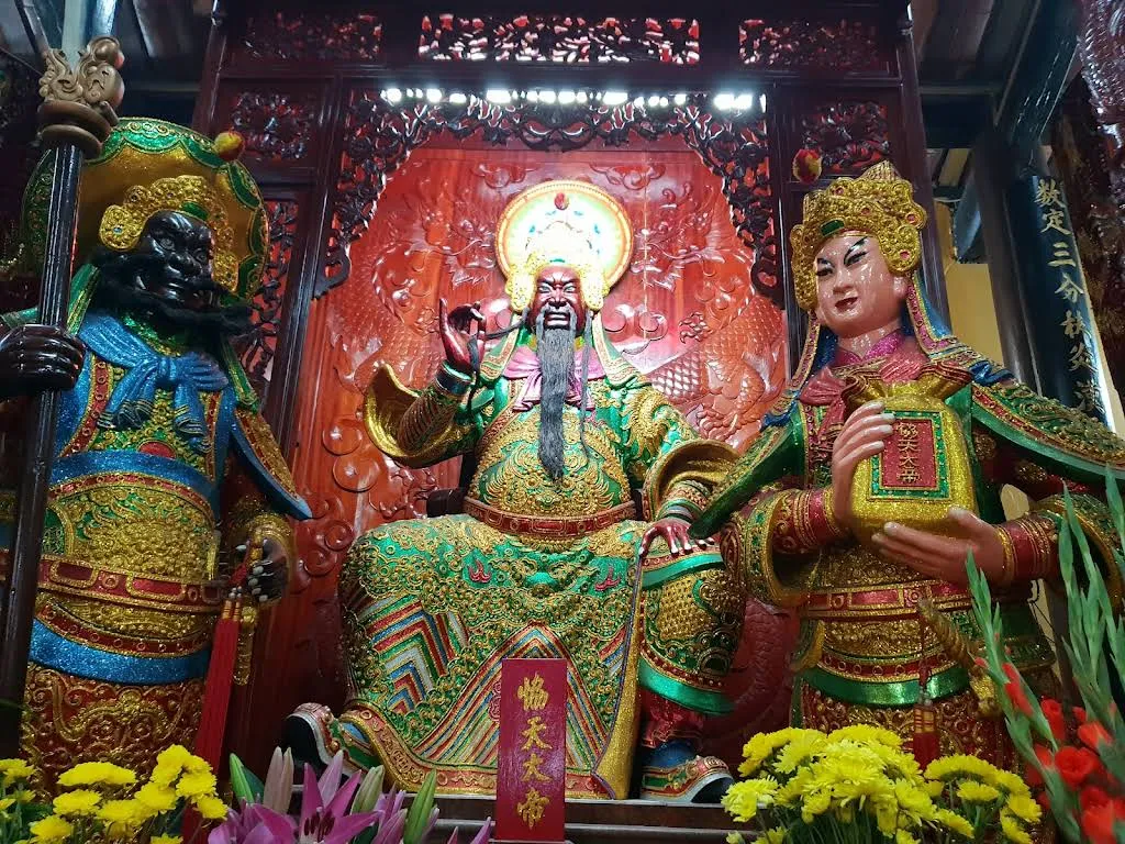 Cảnh quan kiến trúc di tích Phước Minh Cung (chùa Ông)