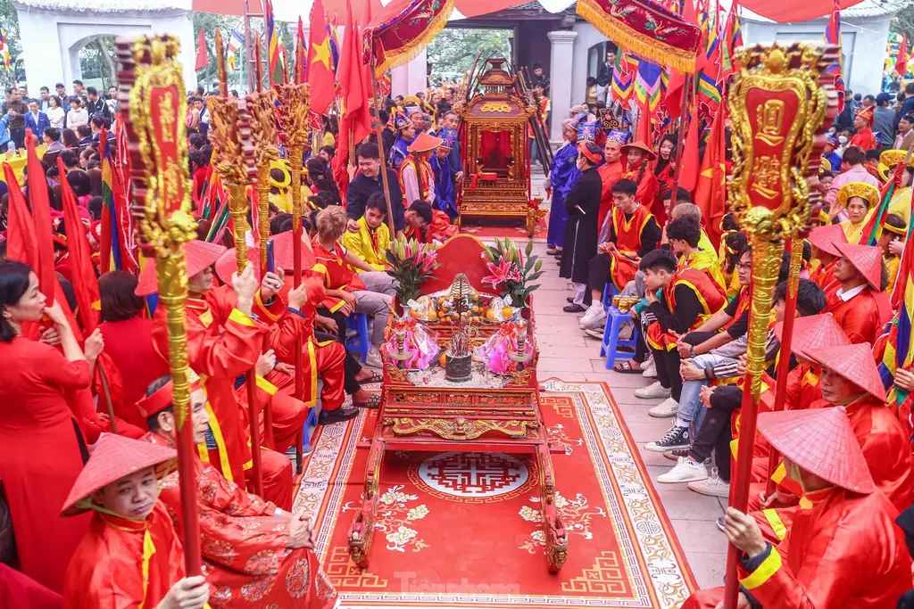 Kiệu rước Hội chùa Đậu