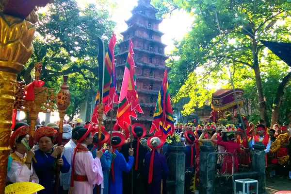 Khung cảnh tại Lễ hội đền Đậu An