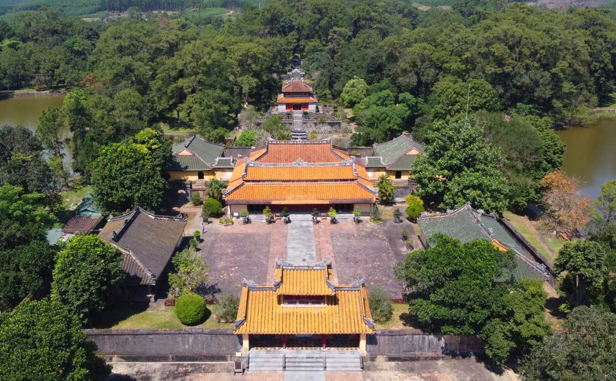 Không gian và cảnh quan lăng Minh Mạng (Huế) nhìn từ trên cao