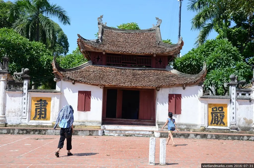 Không gian Chùa Đông Lai