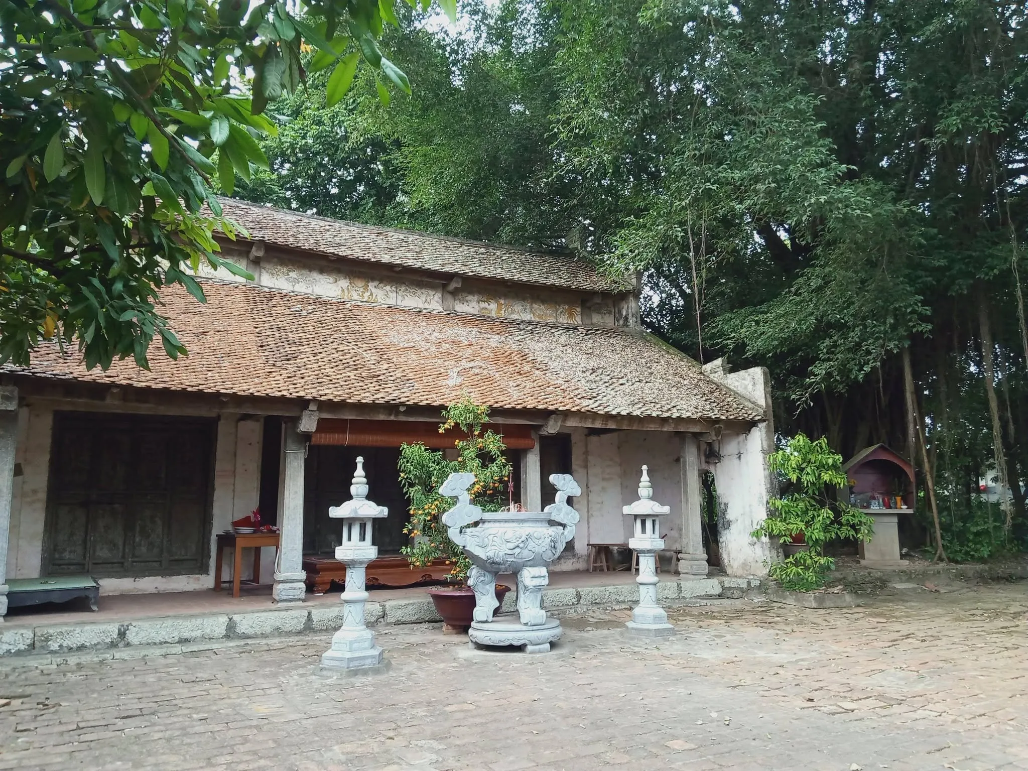 Cảnh quan di tích Quán Thượng
