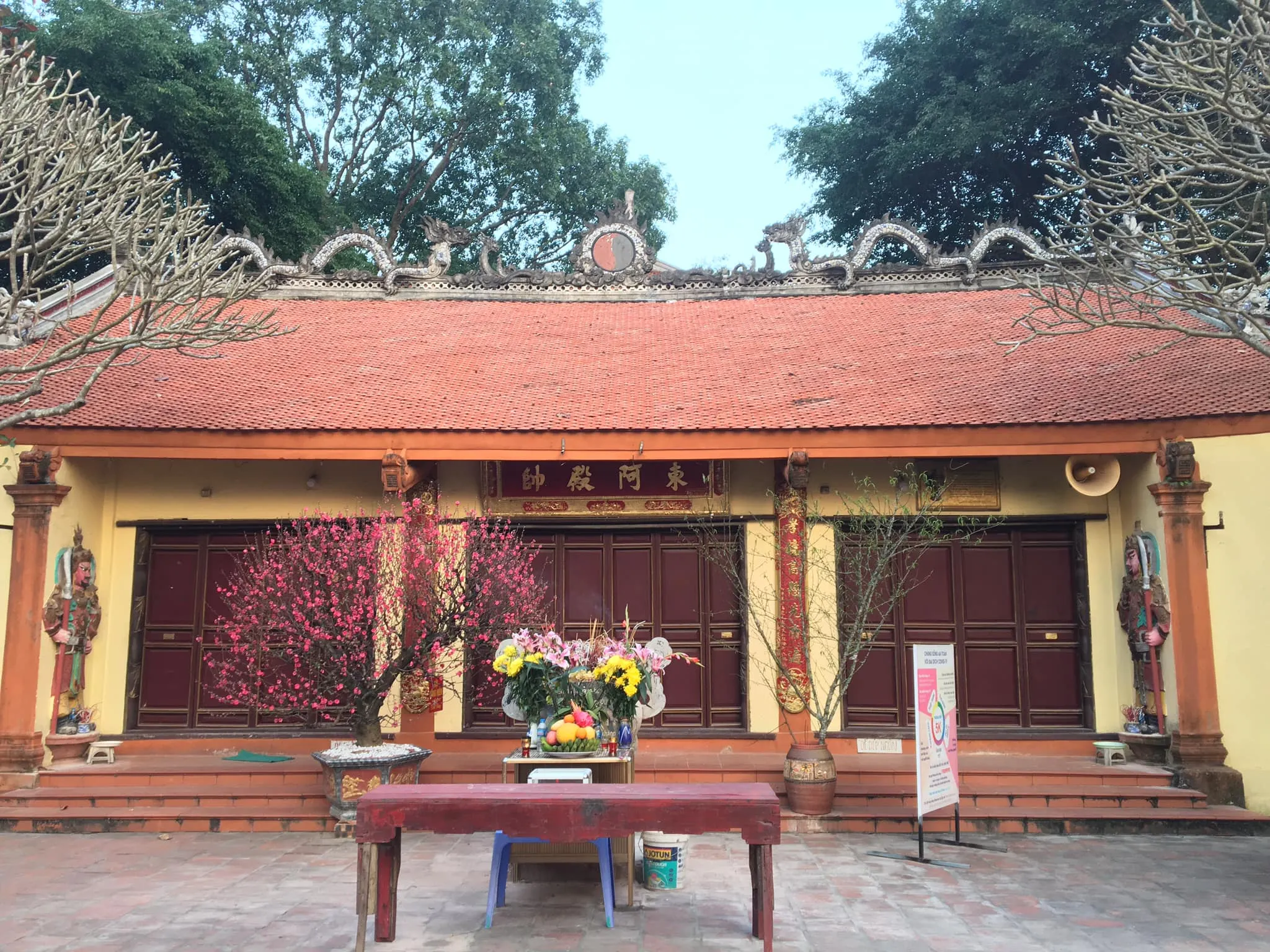 Cảnh quan Đền Phù Ủng
