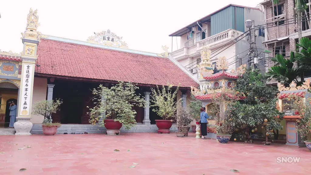 Cảnh quan di tích Chùa Sùng Quang
