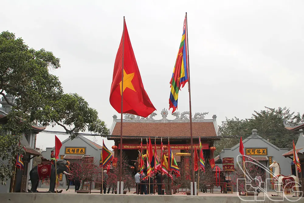 Quang cảnh Đình Phú Gia