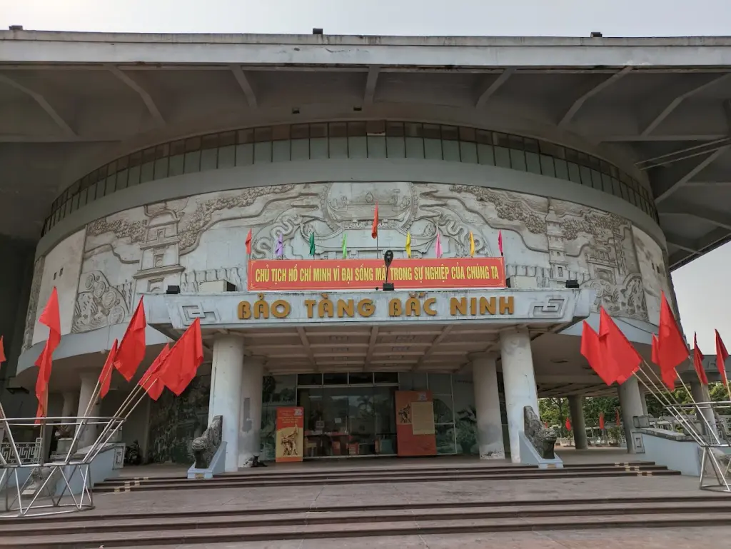 Mặt chính Bảo tàng Bắc Ninh