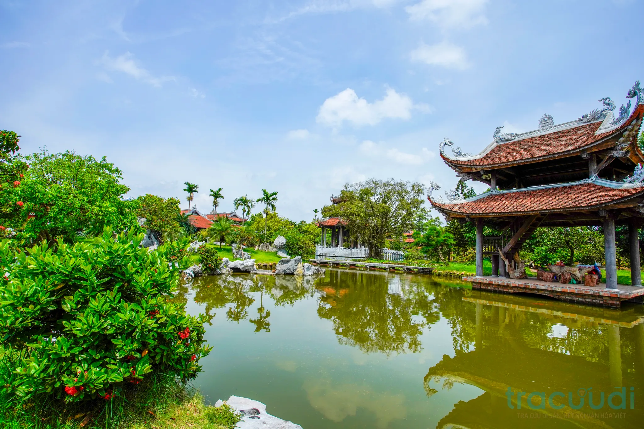 Cảnh quan di tích Chùa nôm (Linh Thông Cổ Tự)