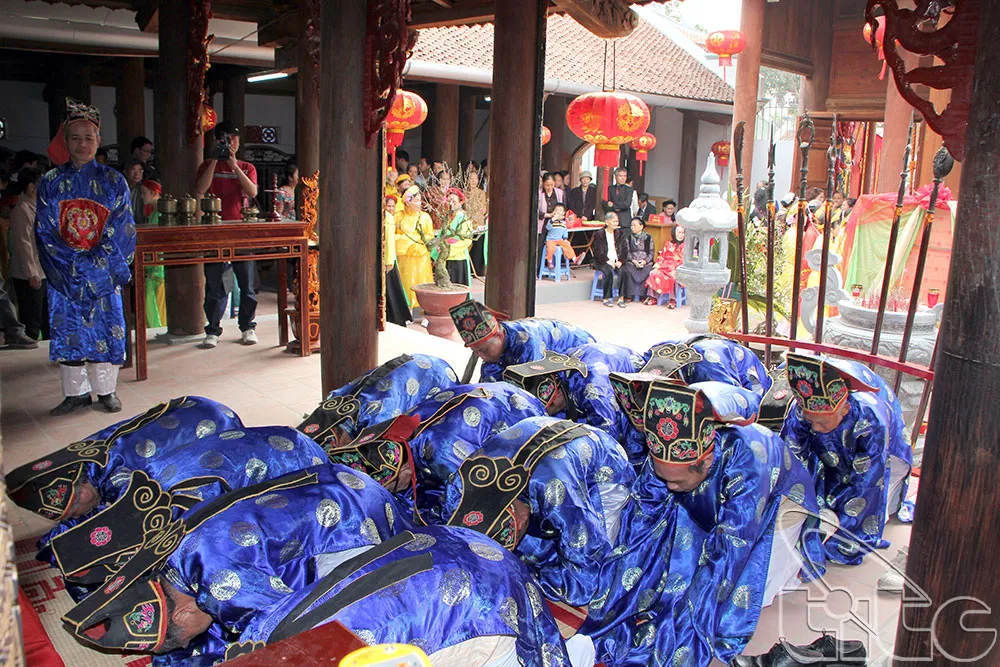 Nghi lễ Hội làng Phú Gia
