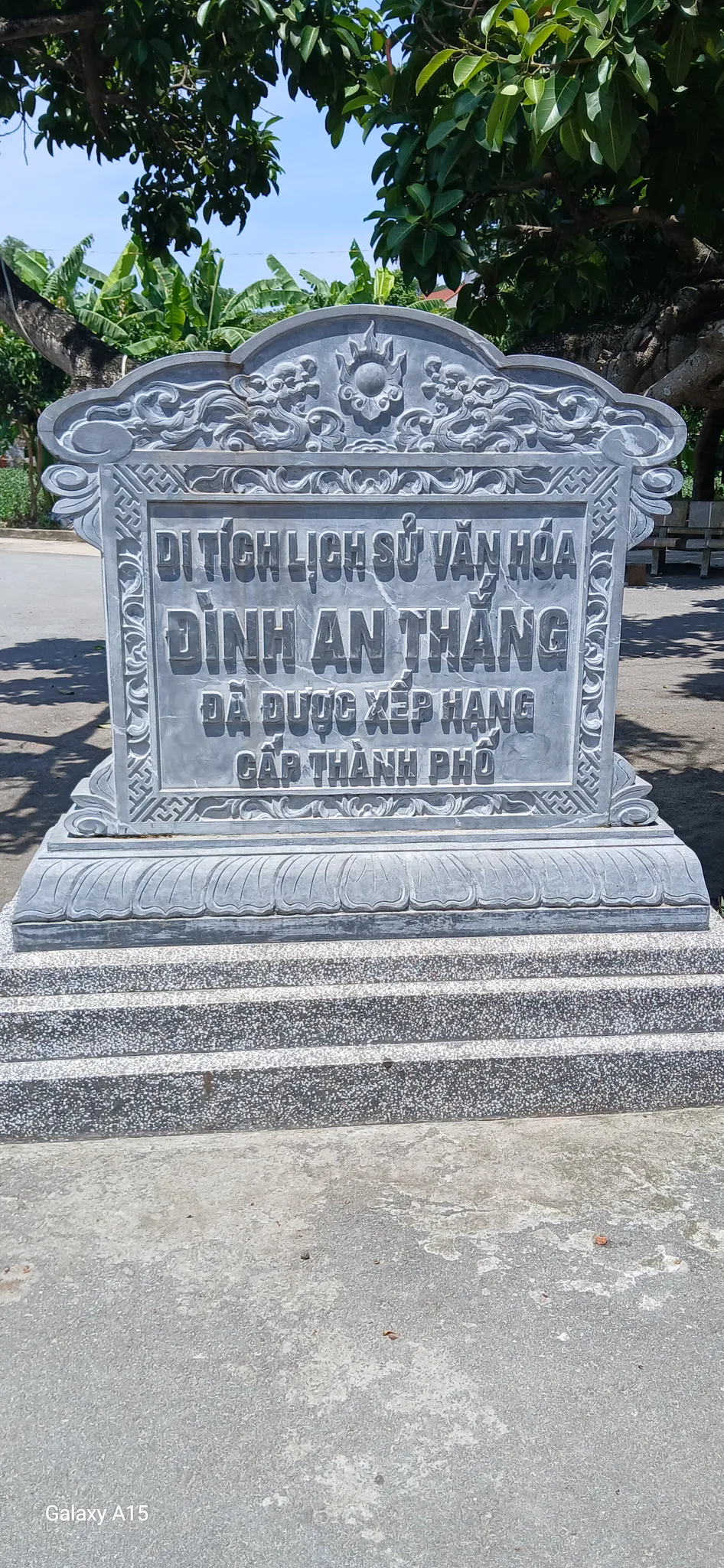 Bia đá di tích lịch sử đình An Thắng