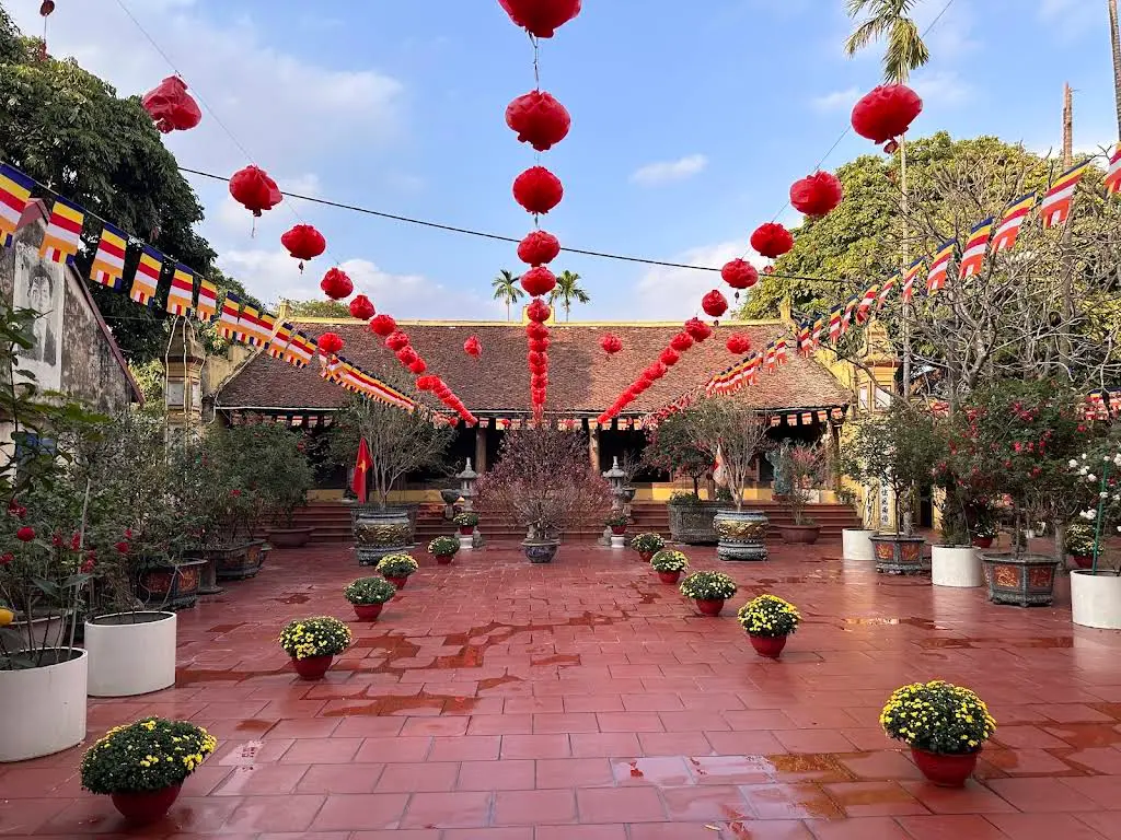 Cảnh quan di tích Chùa Nam Dư Hạ