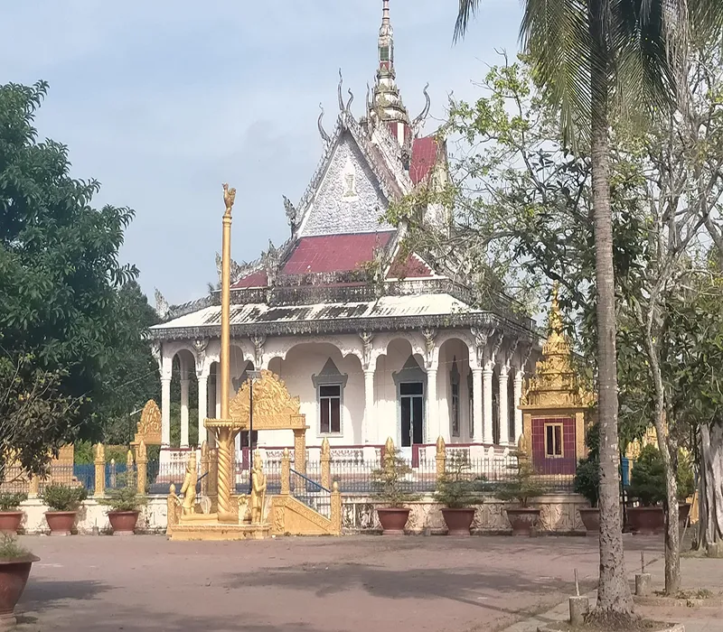 Chính điện Chùa Ấp Sóc