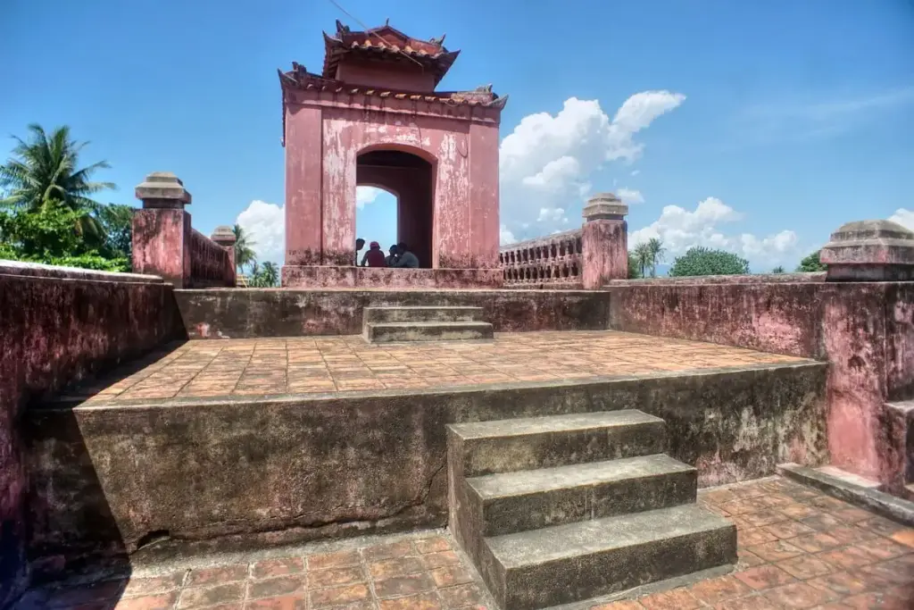 Cảnh quan kiến trúc di tích Thành Cổ Diên Khánh