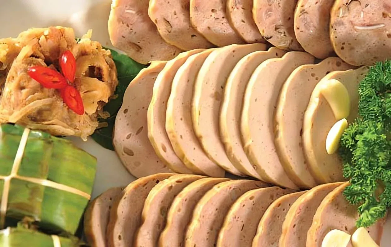 Đặc sản giò chả Ước Lễ