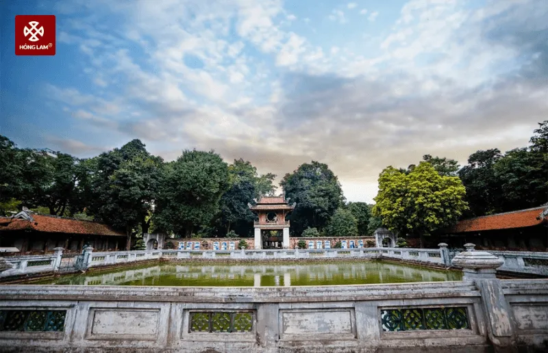 Giếng Thiên Quang tại Văn Miếu - Quốc Tử Giám