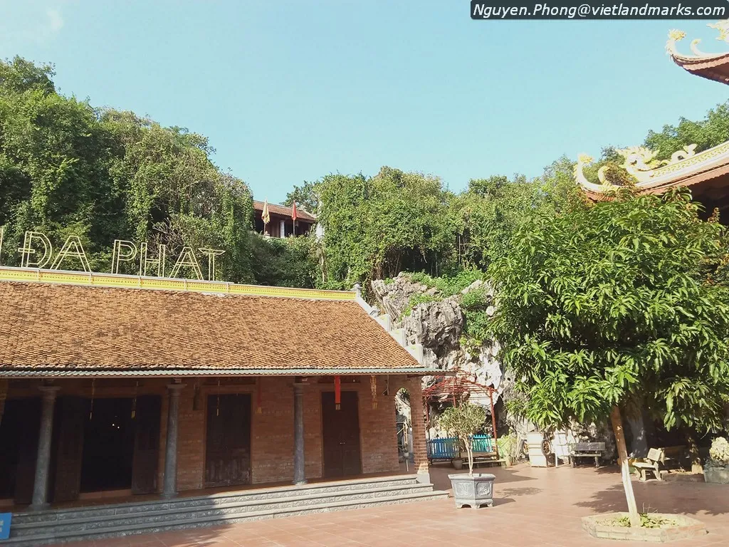 Cảnh quan Đền Văn Xương