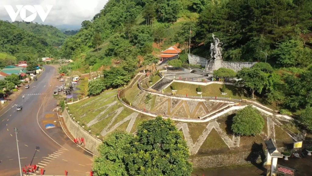 Toàn cảnh Ngã Ba Cò Nòi
