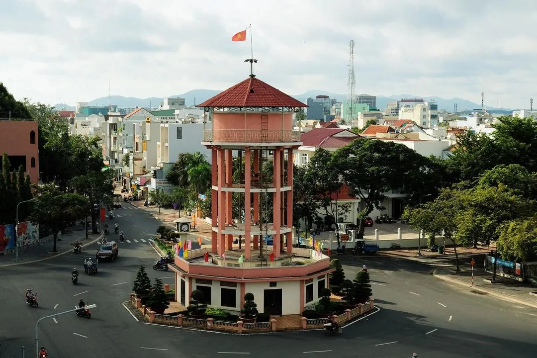 Không gian cảnh quan Nhà Tròn Bà Rịa