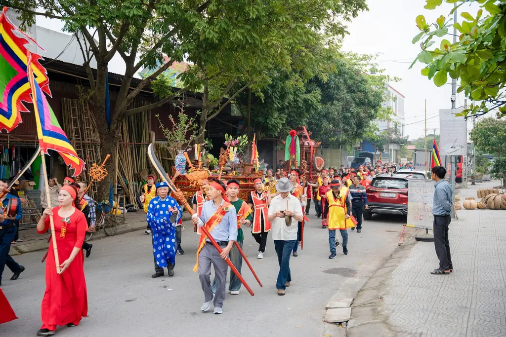 Đoàn rước tại Lễ hội làng Đào Đặng
