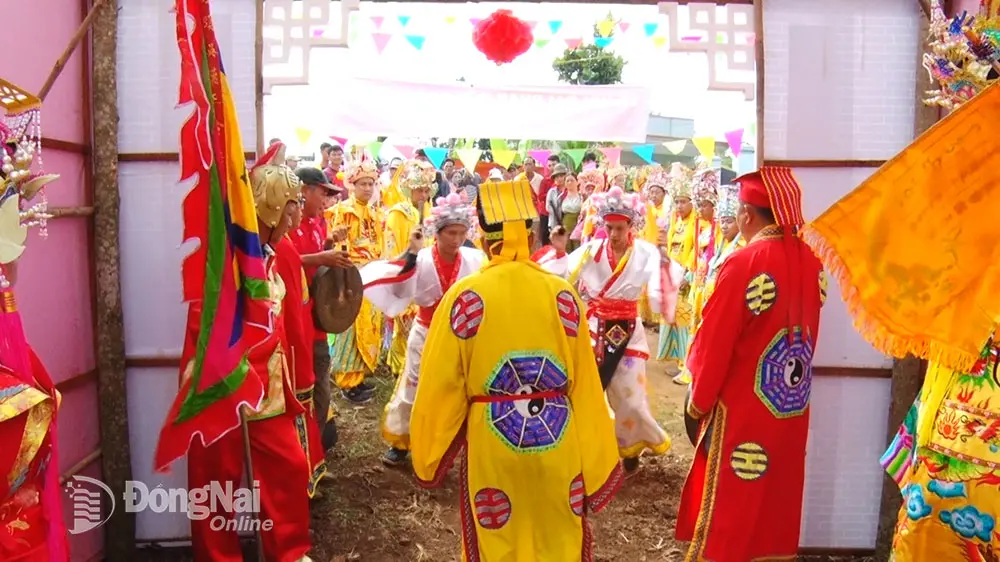 Khung cảnh Lễ Tả tài phán