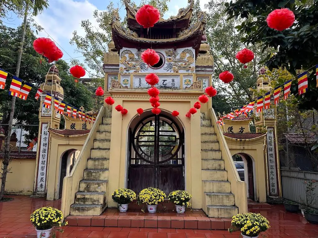 Cảnh quan di tích Chùa Nam Dư Hạ