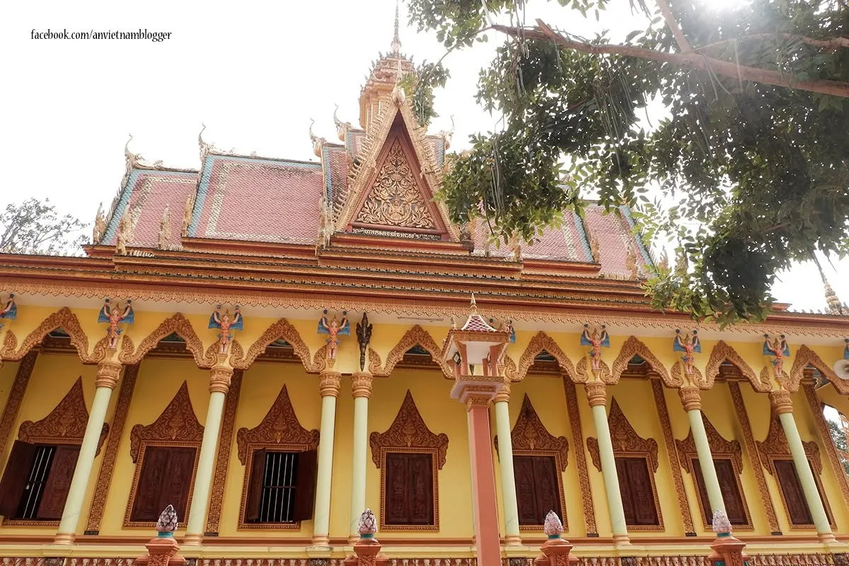 Chính điện Chùa Điệp Thạch