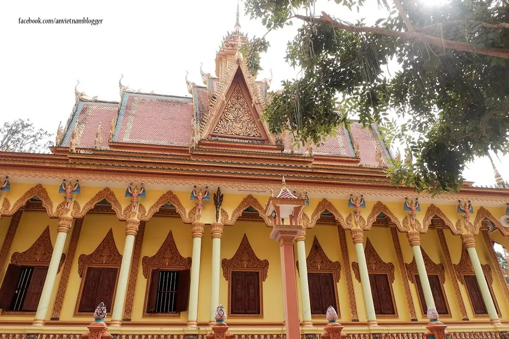 Chính điện Chùa Điệp Thạch