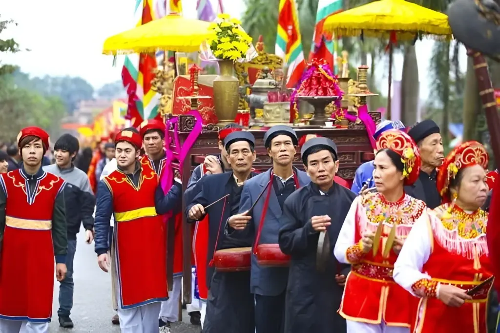 Lễ rước tại Lễ hội Chùa Dâu