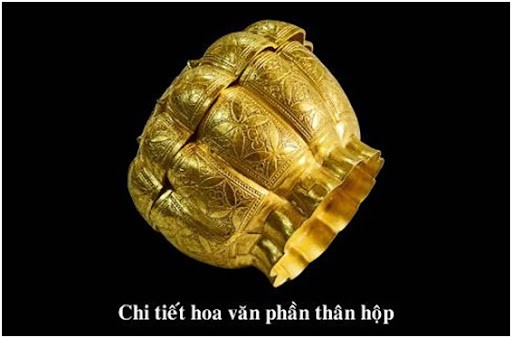 Chi tiết hoa văn phần thân hộp vàng Ngọa Vân - Yên Tử