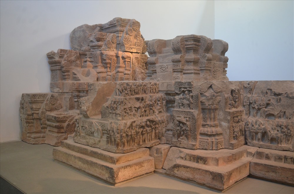 Tổng thể đài thờ Đồng Dương